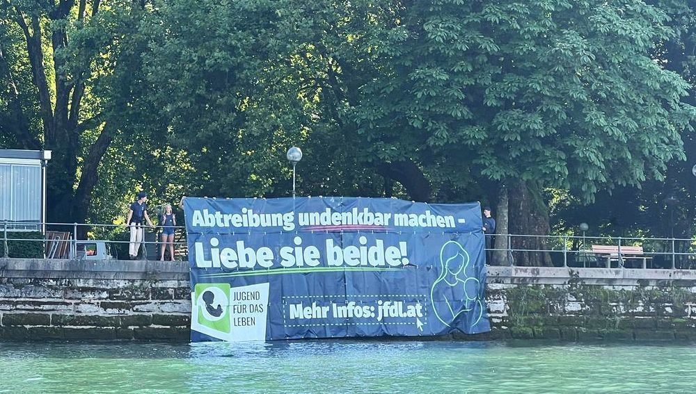 Transparent für Lebensschutz beim 'Pro Life Marsch'