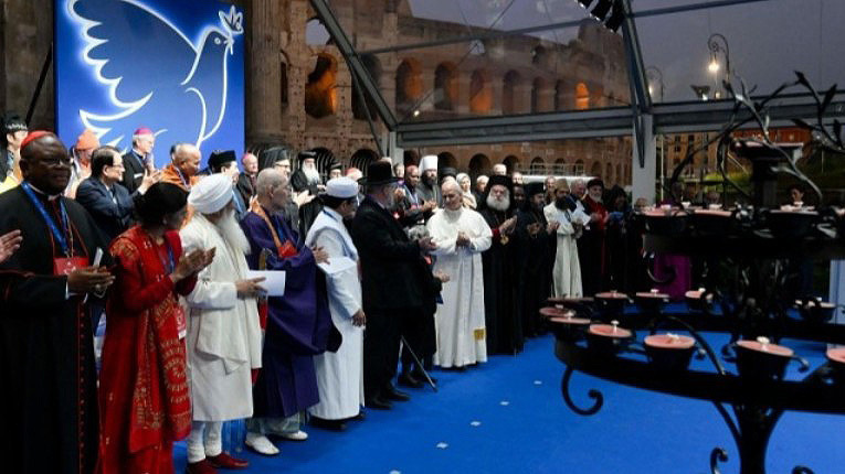 Papst und Religionsvertreter beim Sant'Egidio-Friedenstreffen 2025