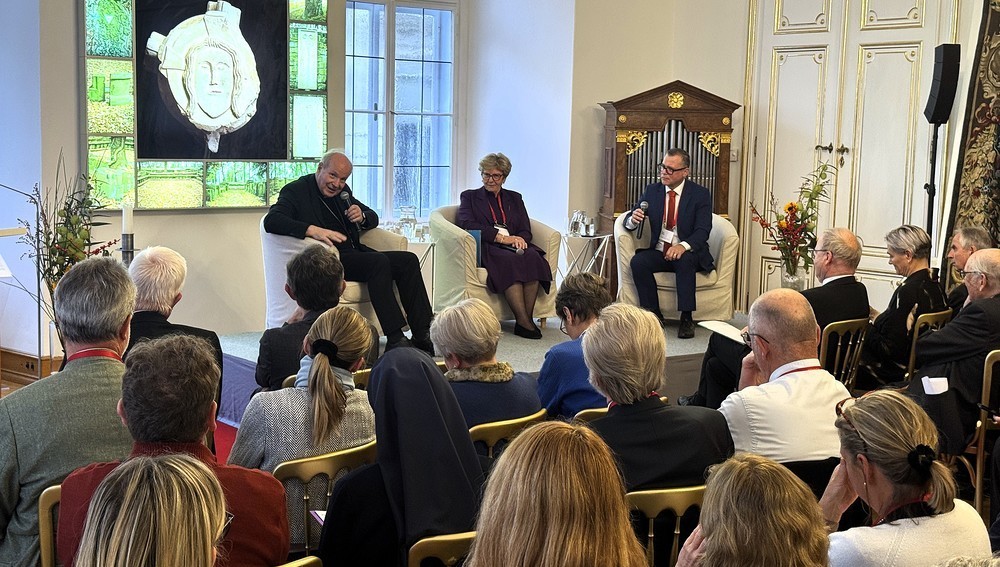 Podiumsgespräch am 21. Oktober 2025 im Wiener Erzbischöflichen Palais, moderiert von Paul Wuthe