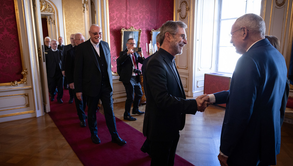 Begegnung der Mitglieder der Österreichischen Bischofskonferenz mit Bundespräsident Alexander Van der Bellen am 4. November 2025 in der Wiener Hofburg