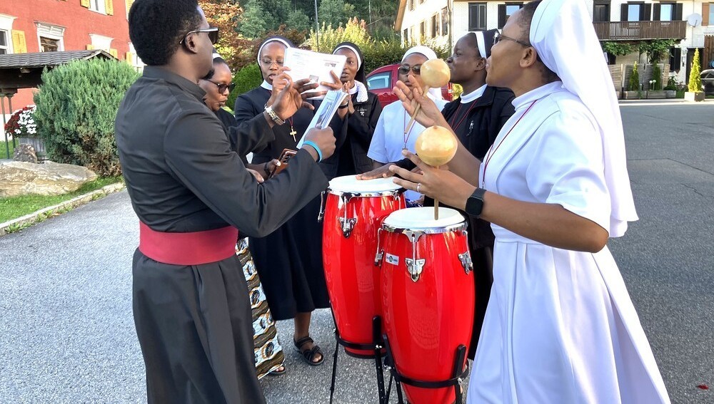 Aus Afrika stammende Ordensleute feiern 200. Geburtstag Abt Pfanners