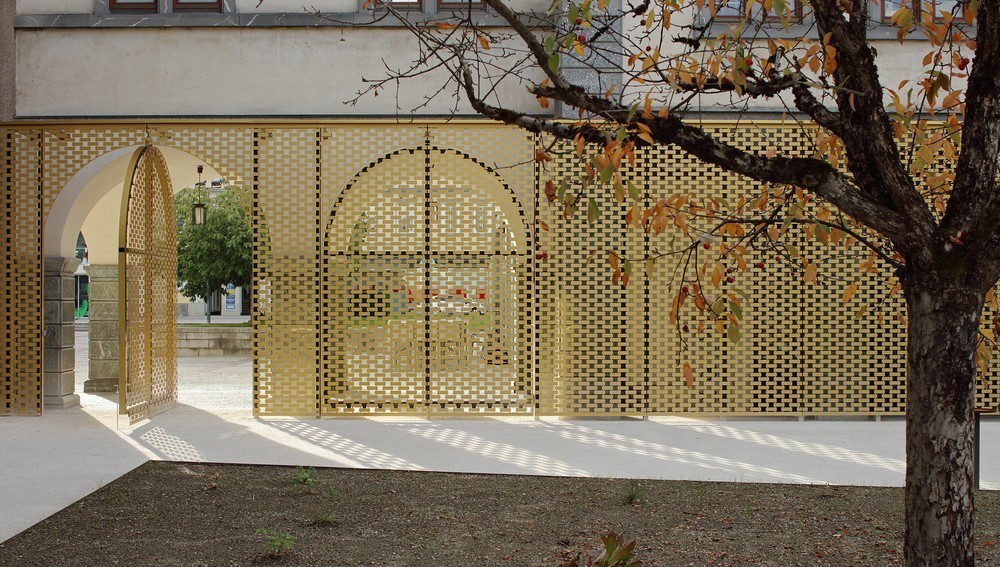 Bio-Urnenfriedhof „Paradies am Dom“ in Klagenfurt