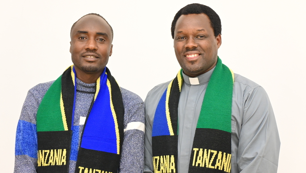 Godfrey Baraka Rusasa und Athanas Kiyumbi von Human Life Defense Department (HLDD)