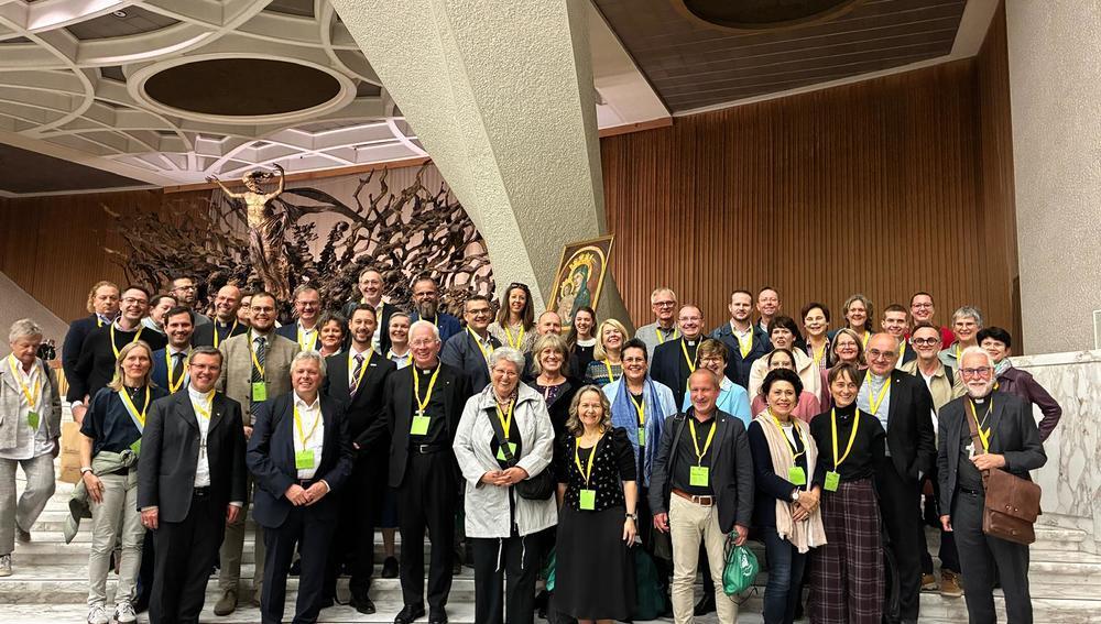 Österreich-Delegation beim Synoden-Jubiläum im Vatikan