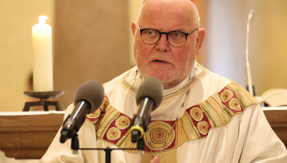 Kardinal Reinhard Marx predigt bei Gottesdienst