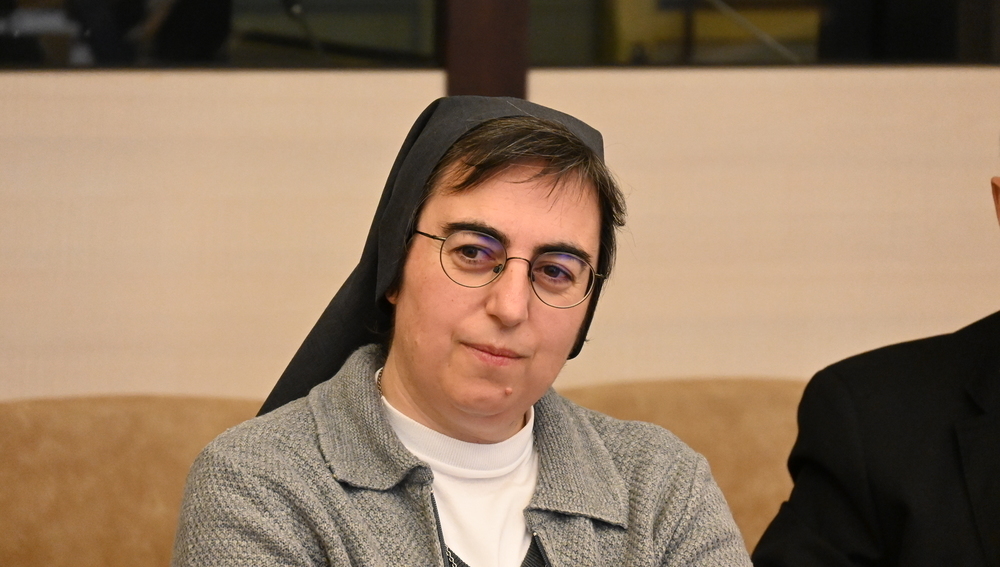 Sr. Alessandra Smerilli (Sekretärin im Dikasterium für die Laien, die Familie und das Leben)