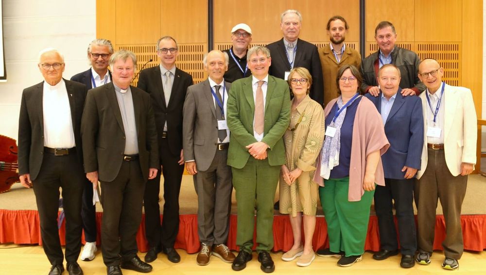 Aufgenommen am 23. Juni 2024 in Salzburg - v.l.: Generalvikar der Erzdiözese Salzburg, Roland Rasser, Gregor Maria Hoff (Universität Salzburg), Referatsbischof Manfred Scheuer, Superintendent Olivier Dantine, Prof. Martin Jäggle (Präsident des Koordi