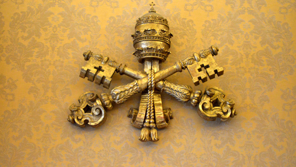 Das Wappen des Papstes - Foto aufgenommen im Rahmen des Ad-limina-Besuchs der Österreichischen Bischofskonferenz 2014 im Vatikan