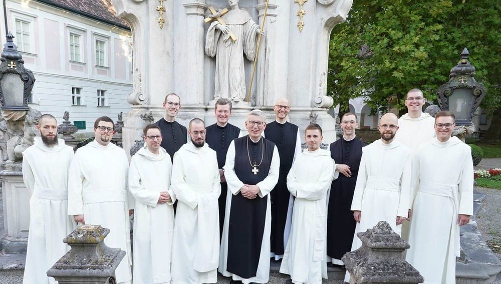 Einkleidung von Novizen in Stift Heiligenkreuz 2023