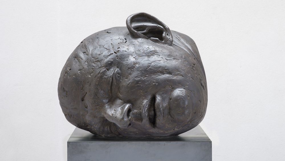 Skulptur 'geköpft' von Lois Anvidalfarei