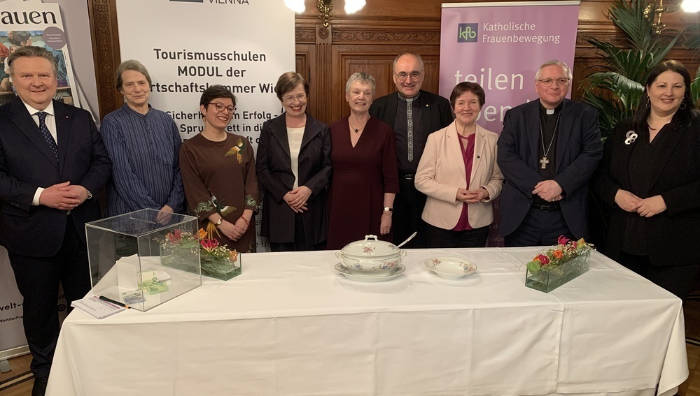 Fastensuppenessen 2025 der Kath. Frauenbewegung für mehr Klimagerechtigkeit im Wiener Rathaus