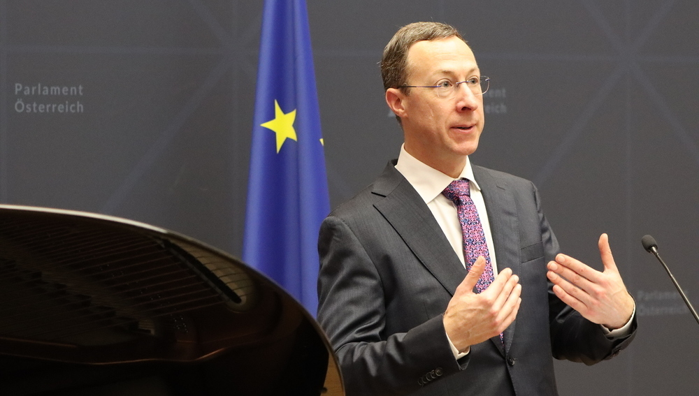 Pianist Albert Frantz im Parlament