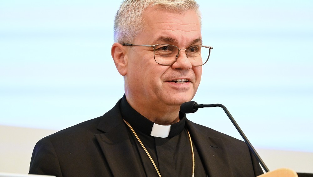 Erzbischof von Paderborn beim Festvortrag am 9. August 2026 zum Abschluss der 'Salzburger Hochschulwochen'
