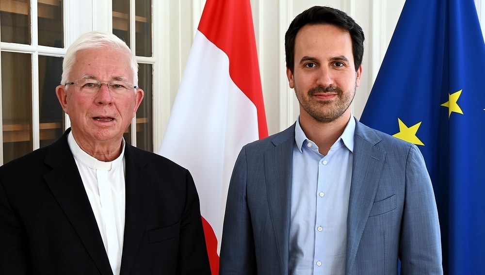 Begegnung zwischen Erzbischof Franz Lackner und Bildungsminister Christoph Wiederkehr am 11. August 2025 in Wien