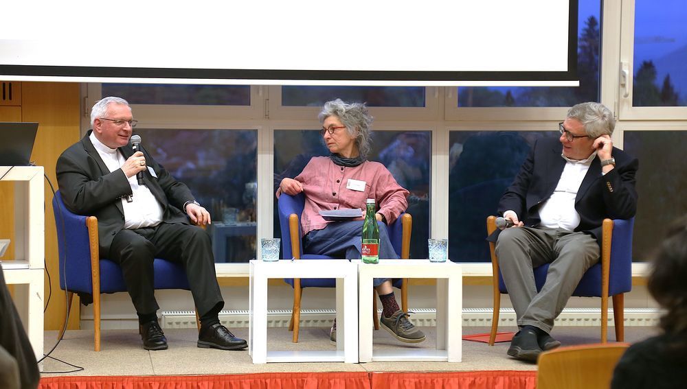 Militärbischof Freistetter und Sant'Egidio-Generalsekretär bei Tagung der 'Kommission Weltreligionen' am 21./22. April 2026 über 'Religionen, Krieg und Frieden' im Salzburger Bildungshaus St. Virgil