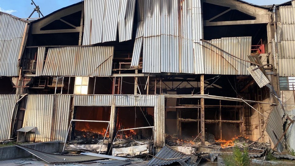 Zerstörte Lagerhalle der Caritas-Spes in Lwiw