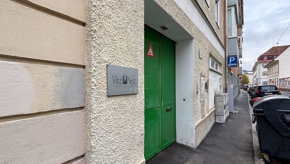 Eingang zur Grazer Notschlafstelle 'VinziNest' vor der Renovierung