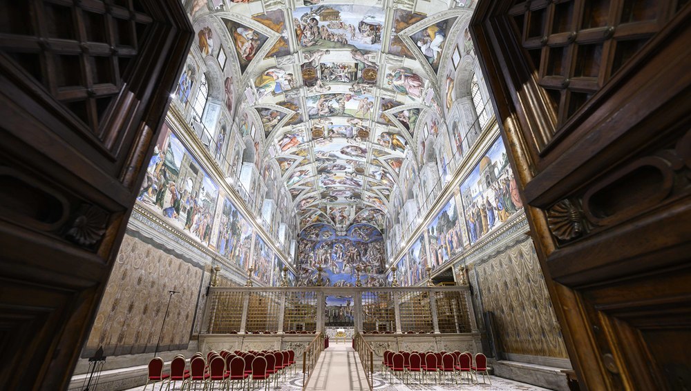  Sixtinische Kapelle bereit für das Konklave 2025