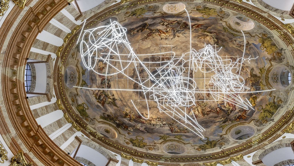 Forms through folds (ascending)... in der Wiener Karlskirche