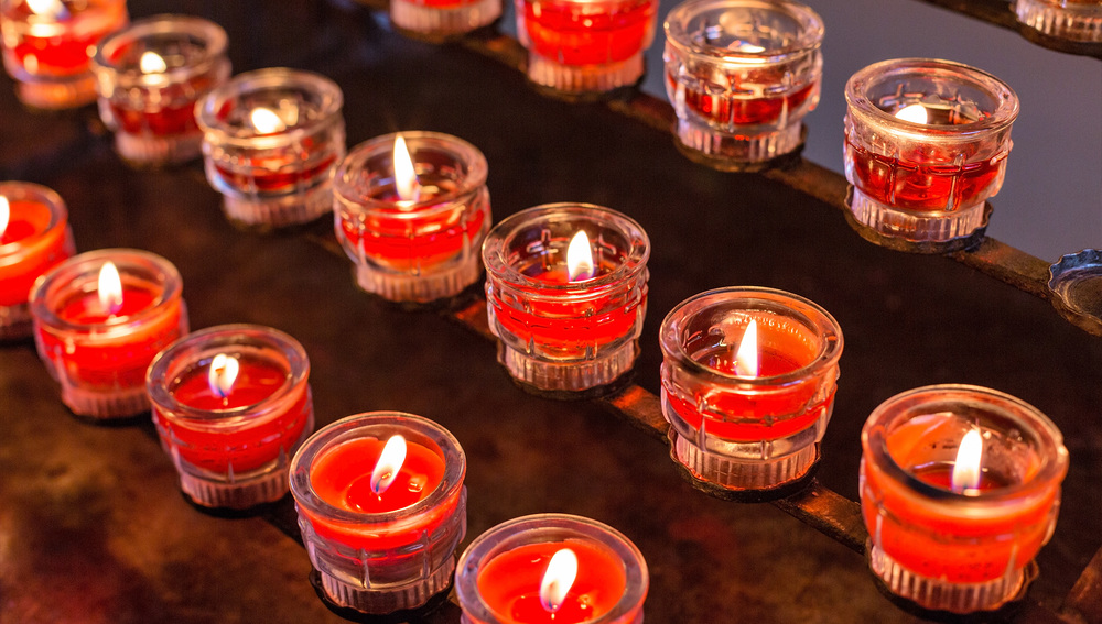 Viele Grablichter, Symbolfoto f?r Religion, Trauer, Erinnerung