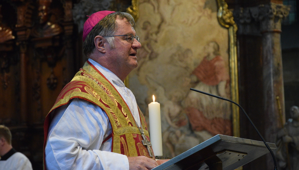 Bischof Manfred Scheuer bei der Predigt im Stephansdom