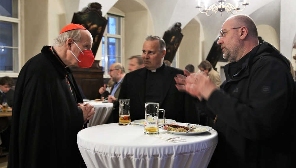 Kathpress 75 Jahre - Franziskanerkloster - Feier im Refektorium, Wien, 4. Mai 2022
