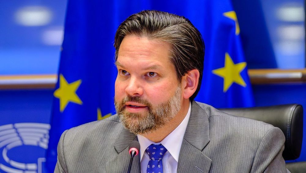 Lukas Mandl im Europaparlament