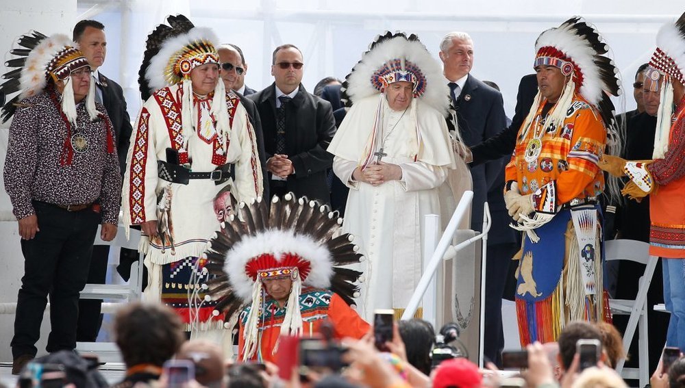 Papst Franziskus trifft indigene Gruppen in Maskwacis in Kanada