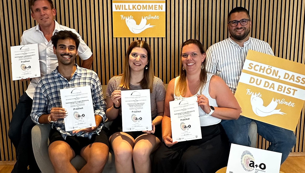 v. l. n. r. : Paul Taubenschuß SMDB, Rafael Lebrum, Sonja Rubel, Barbara Brandstetter SMDB, P.Johannes Haas SDB 