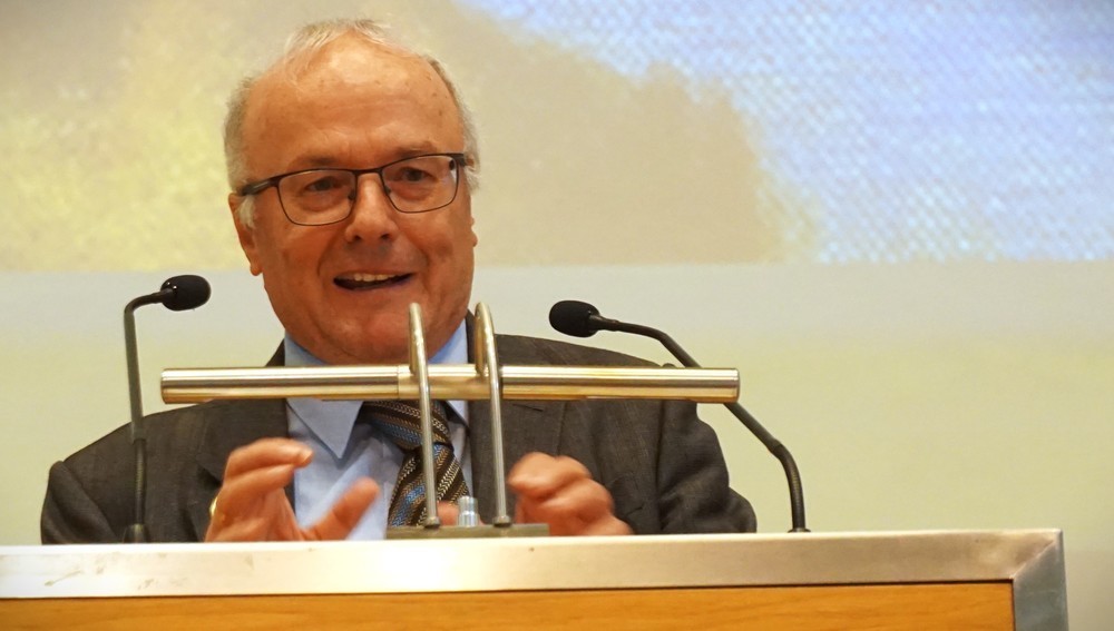 Österreichischer Psychiater und Psychotherapeut, aufgenommen bei einem Vortrag am 2. August 2024 bei den Salzburger Hochschulwochen