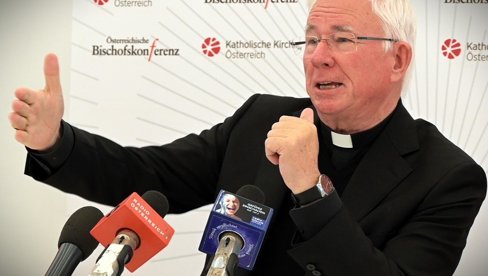 Der Salzburger Erzbischof bei der Pressekonferenz zur Herbstvollversammlung der Bischofskonferenz am 8. November 2024 in Wien