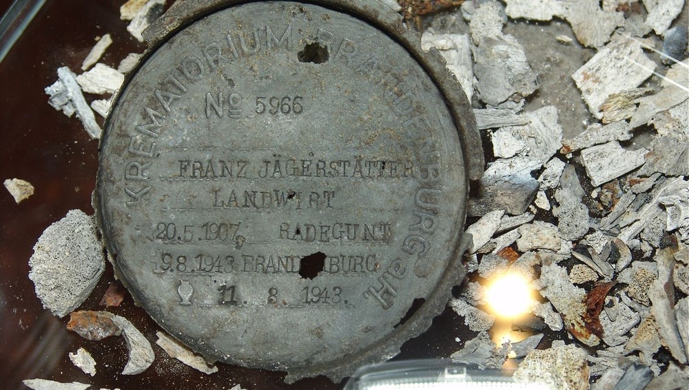 Urne von Franz Jägerstätter                      