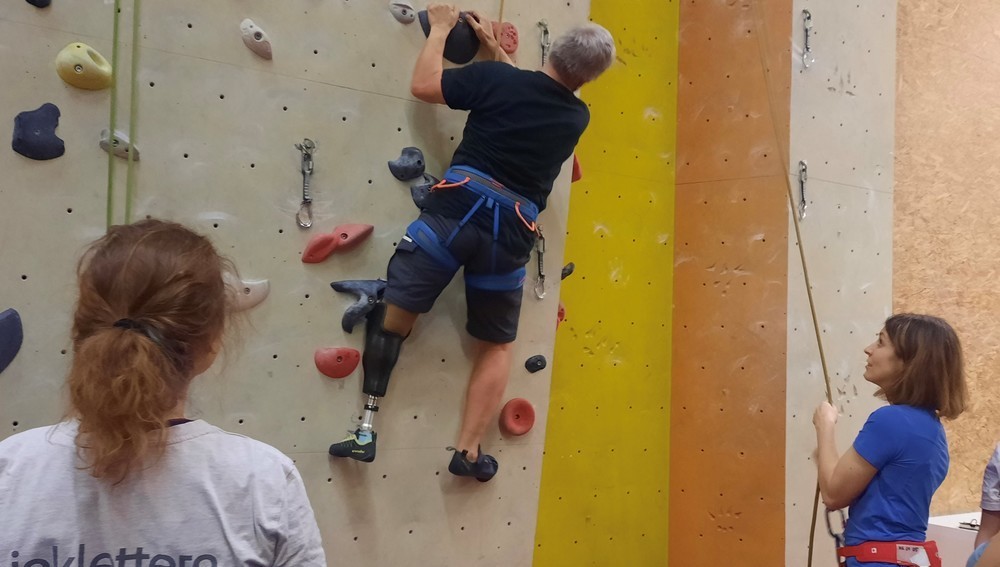 Paraklettern im Sportzentrum Marswiese