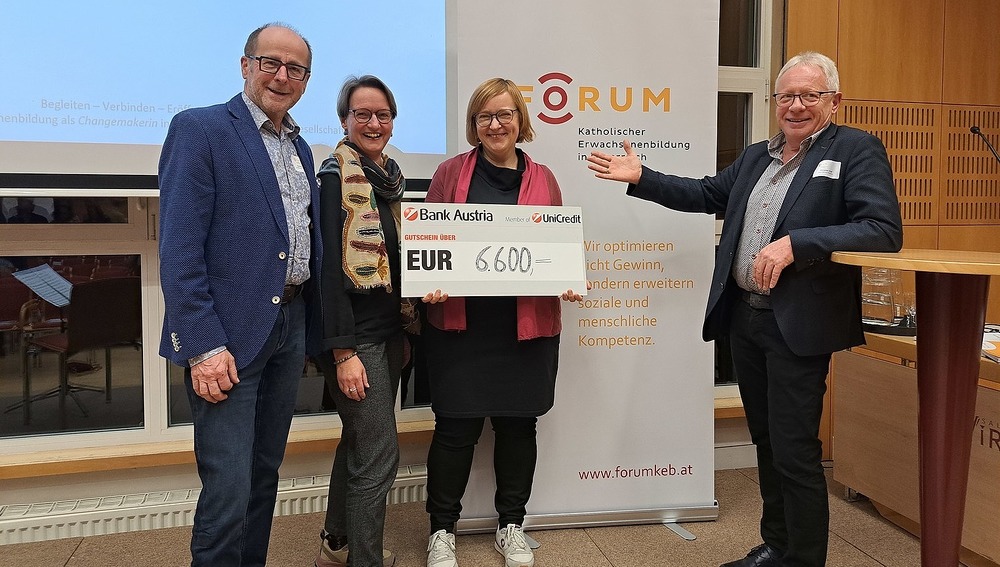 Der Preis der Katholischen Erwachsenenbildung ging an den Lehrgang „Achtsamkeitspraxis“ des Katholischen Bildungswerks Oberösterreich