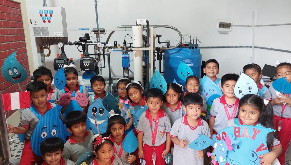 Wasseraufbereitungsanlage in Schule Santa Bernadita, Peru