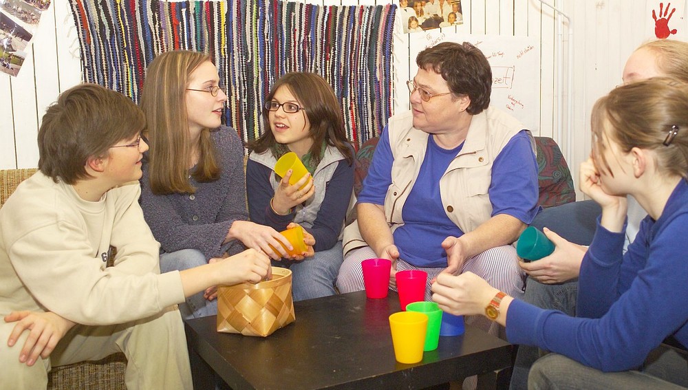 Jugendgruppe mit Pastoralassistentin
