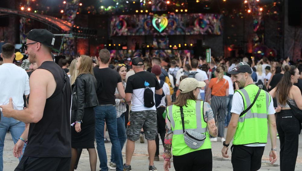 Seelsorgeteam am 'Electric Love Festival'