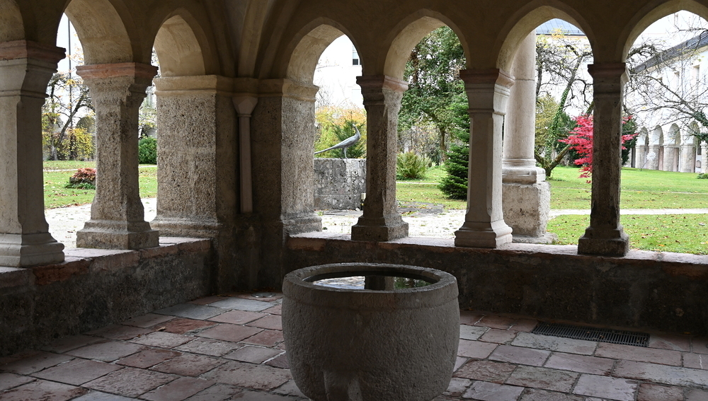 Erzabtei St. Peter in Salzburg - Brunnenhaus im Kreuzgang