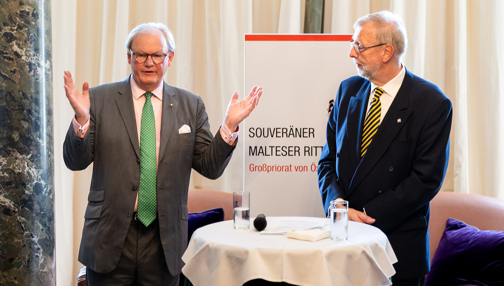 Botschafter Sebastian Schoenaich-Carolath und Malteser-Großprior Gottfried Kühnelt-Leddihn