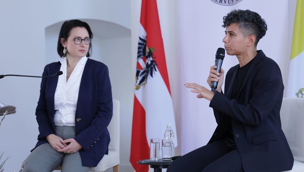 Gudrun Kugler (ÖVP), Faika El-Nagashi (Grüne) bei Diskussion am ITI Trumau